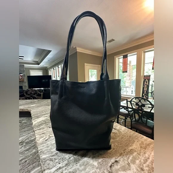 Hammitt Medium Oliver Tote. Very Rare.